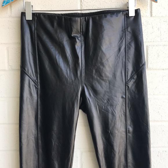 David Lerner Faux Leather Basic Black Leggings - Picture 2 of 8